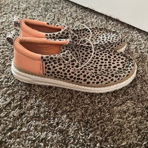 Heydudes, great collection